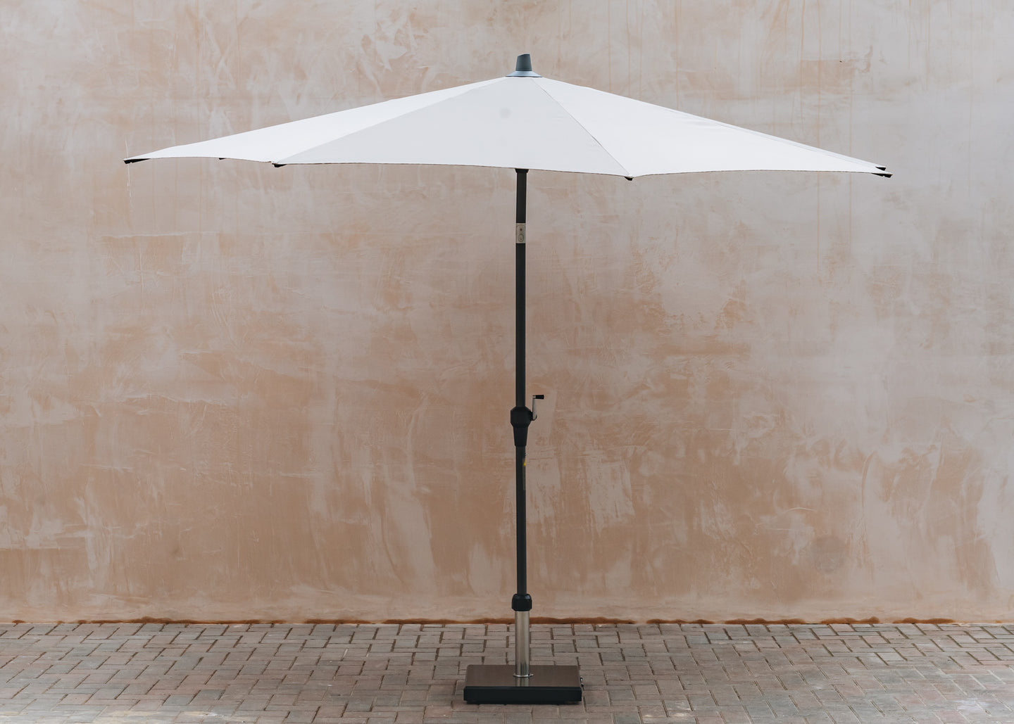 Bramblecrest Riva Round Parasol in Taupe (3m)