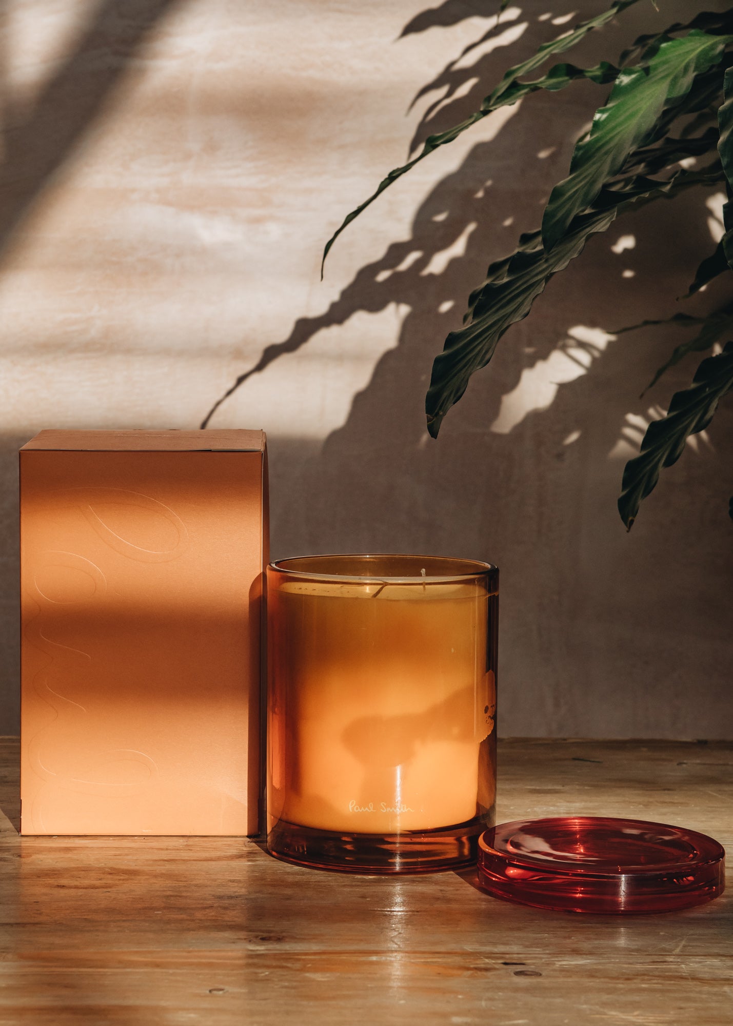 Paul Smith Scented Candle in Bookworm (1000g)