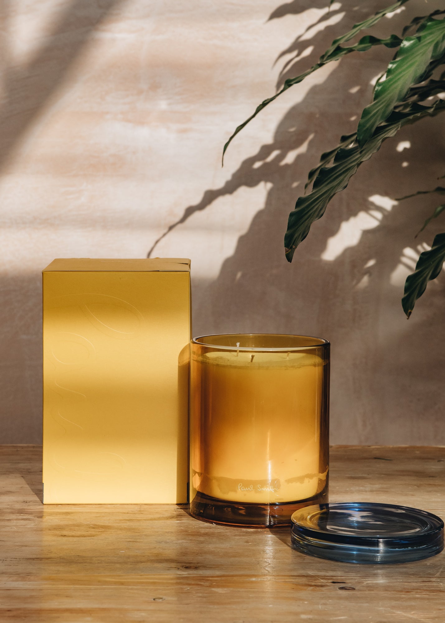 Paul Smith Scented Candle in Day Dreamer (1000g)