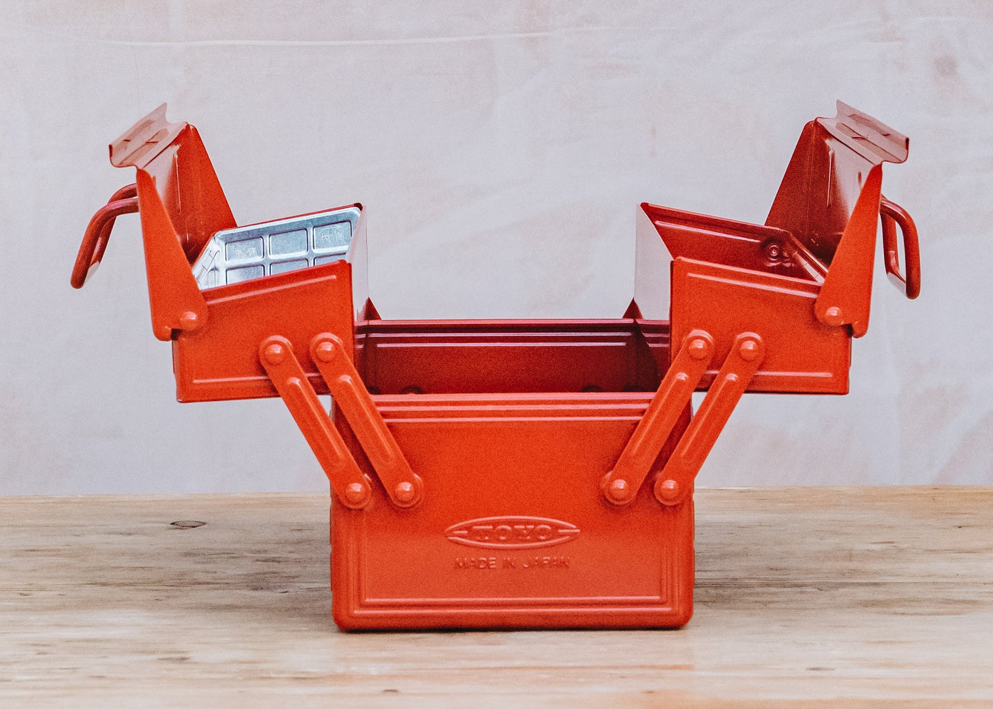 Toyo Cantilever Tool Box in Red