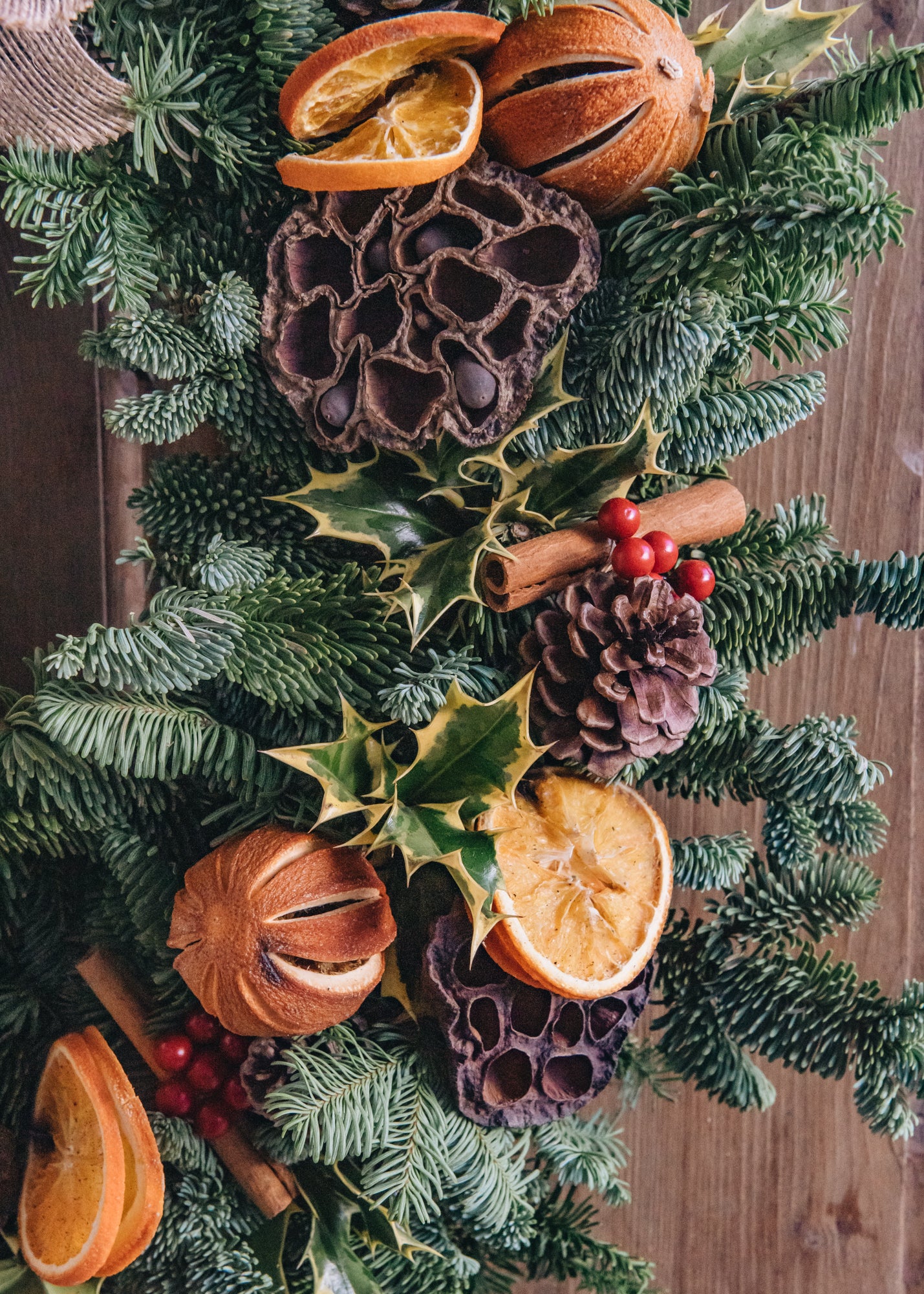 Wreaths Traditional Wreath 14