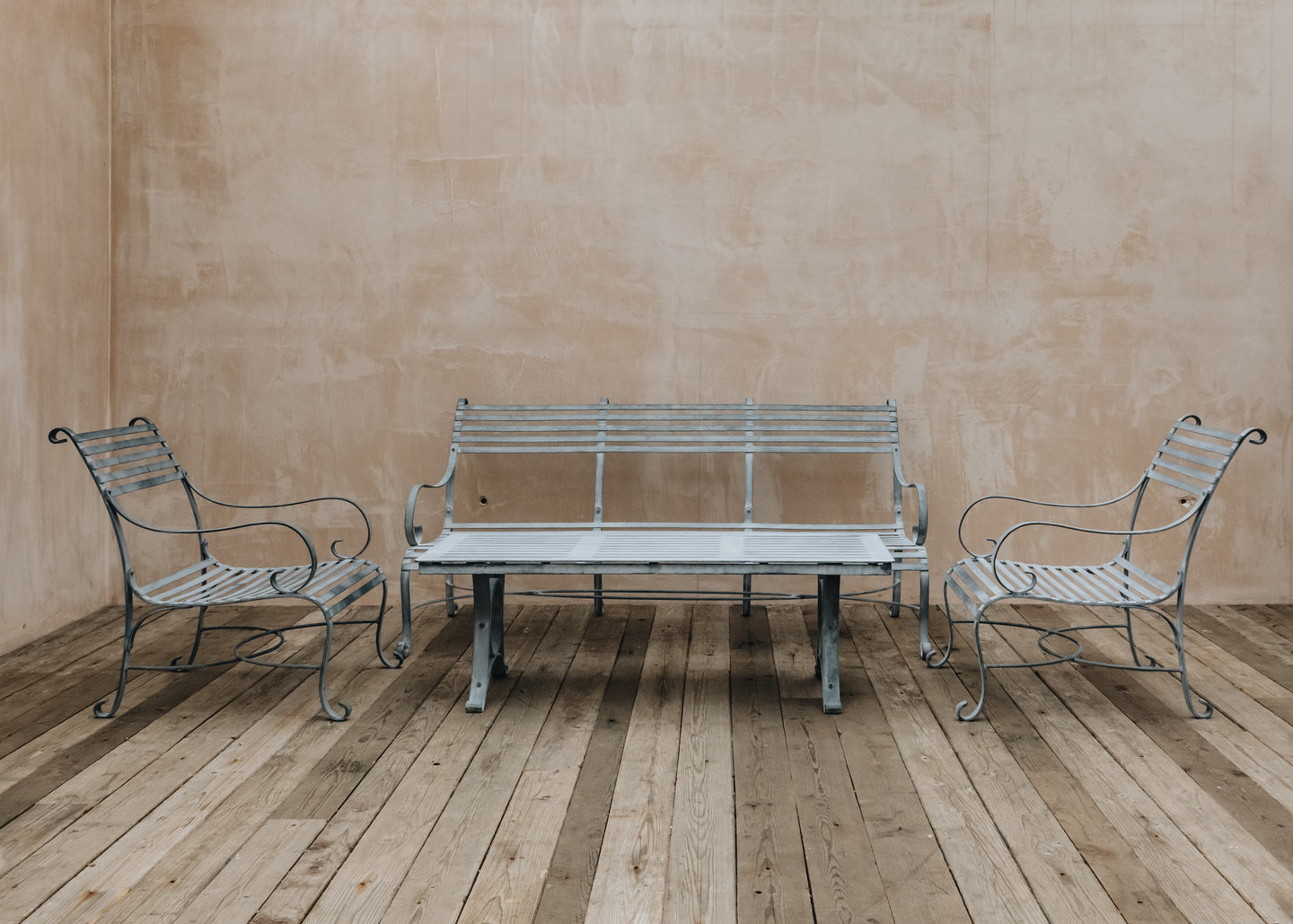 Bramblecrest Five Seater Sofa & Chair Coffee Set