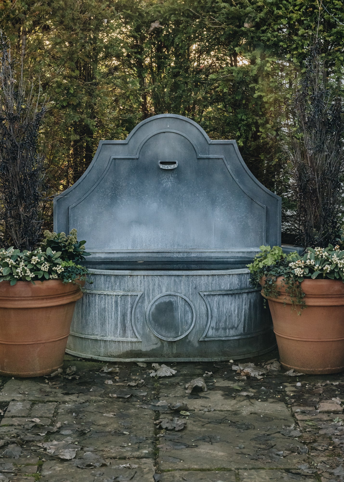 Tiber Curved Zinc Water Feature