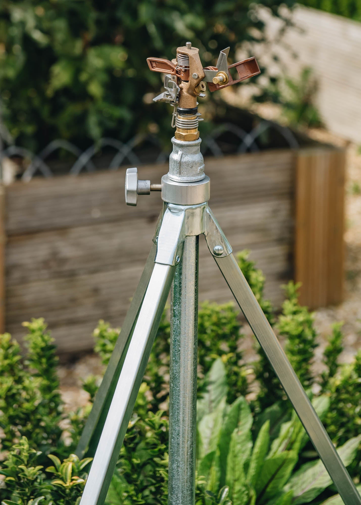 Boutte Tripod Sprinkler