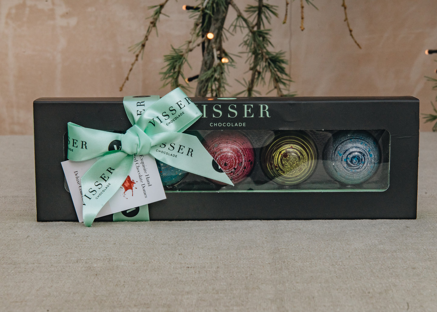 Visser Picasso Deluxe Chocolate Domes (Five pieces)
