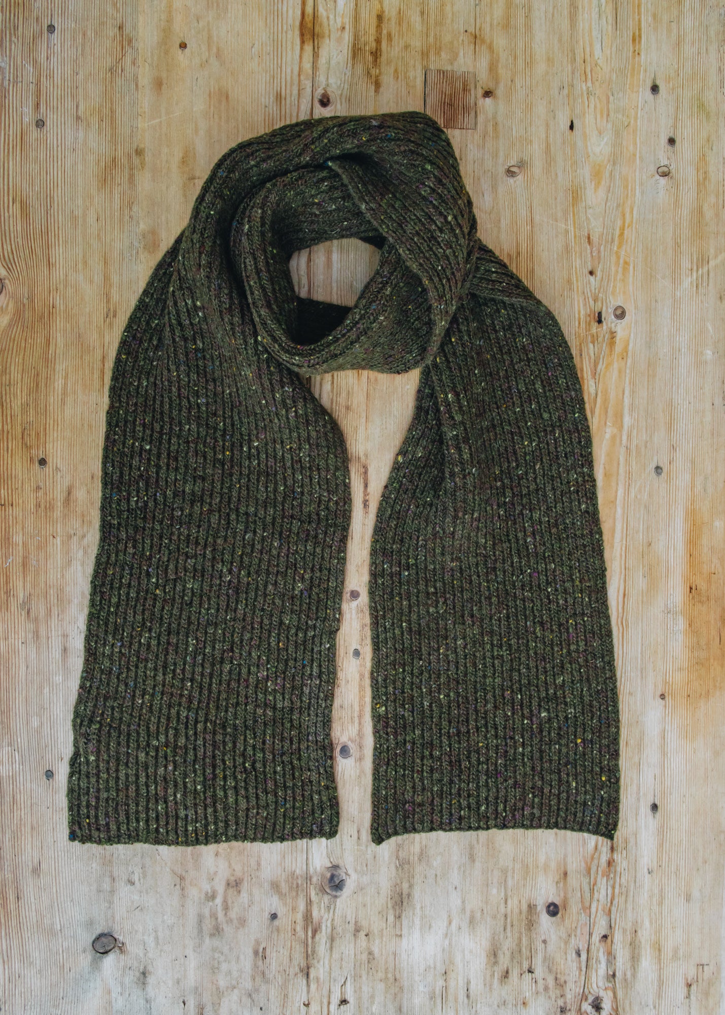 Donegal Wide Scarf in Moss