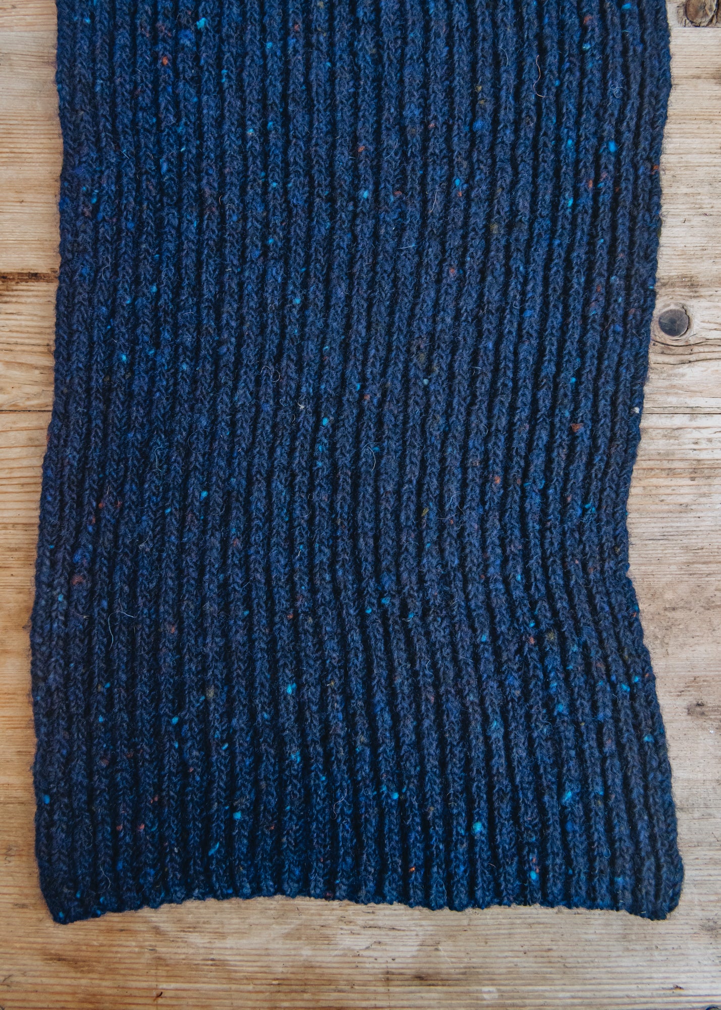 Donegal Wide Scarf in Navy