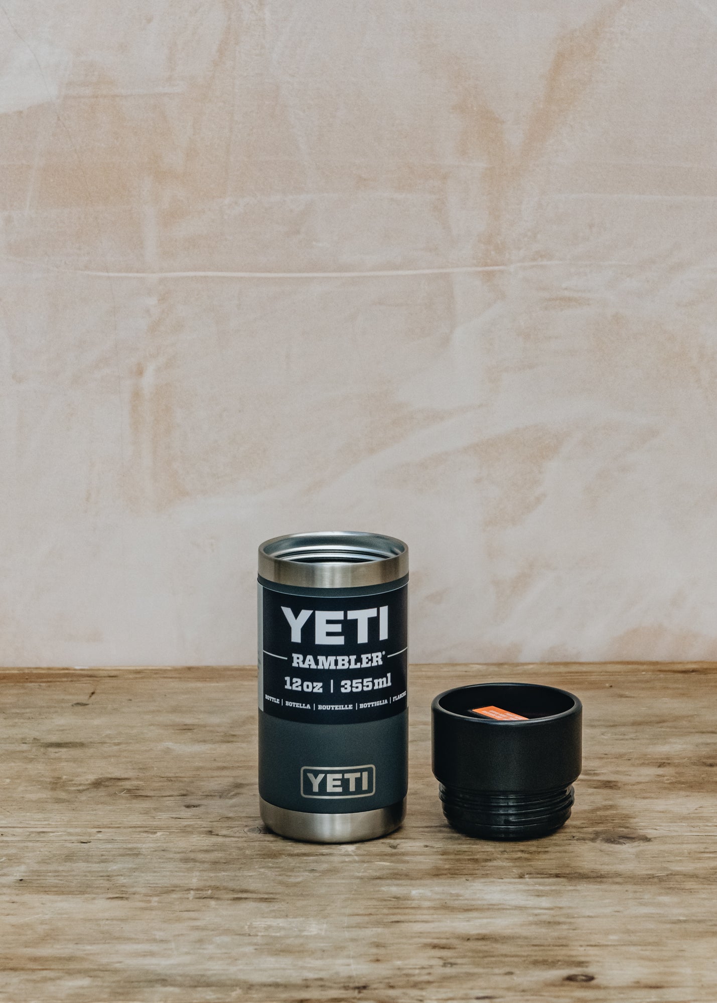 YETI Rambler Bottle 12oz in Charcoal