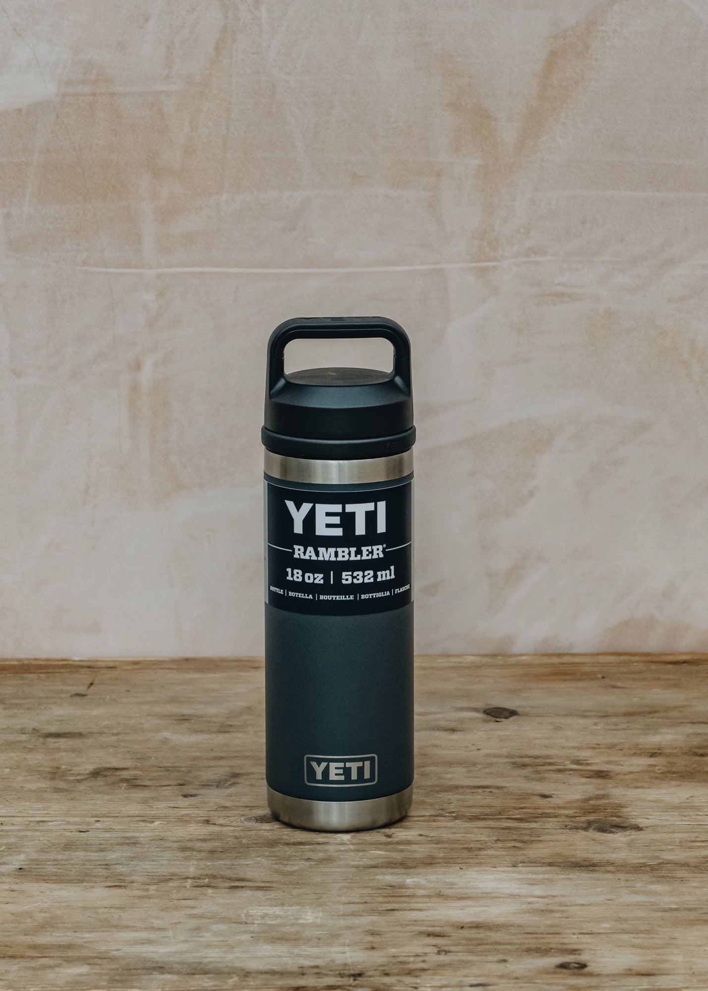 YETI Rambler Bottle 18oz in Charcoal