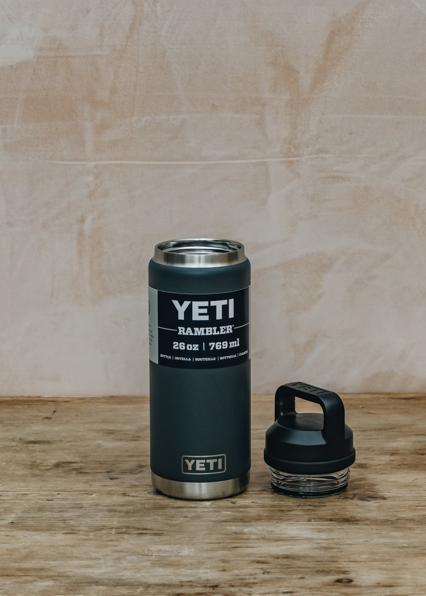 YETI Rambler Bottle 26oz in Charcoal